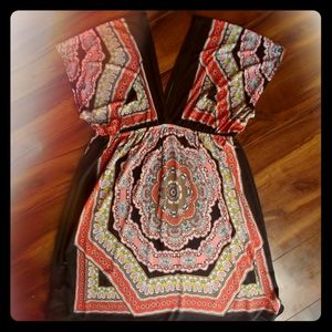 Modern maternity v-neck dress